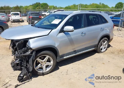 2015 Kia Sorento Lx from USA, damaged, VIN 5XYKTCA68FG641582